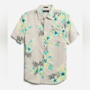 Banana Republic Adult (Medium) Linen Hawaiian/Tropical/Beach Button-Down Shirt